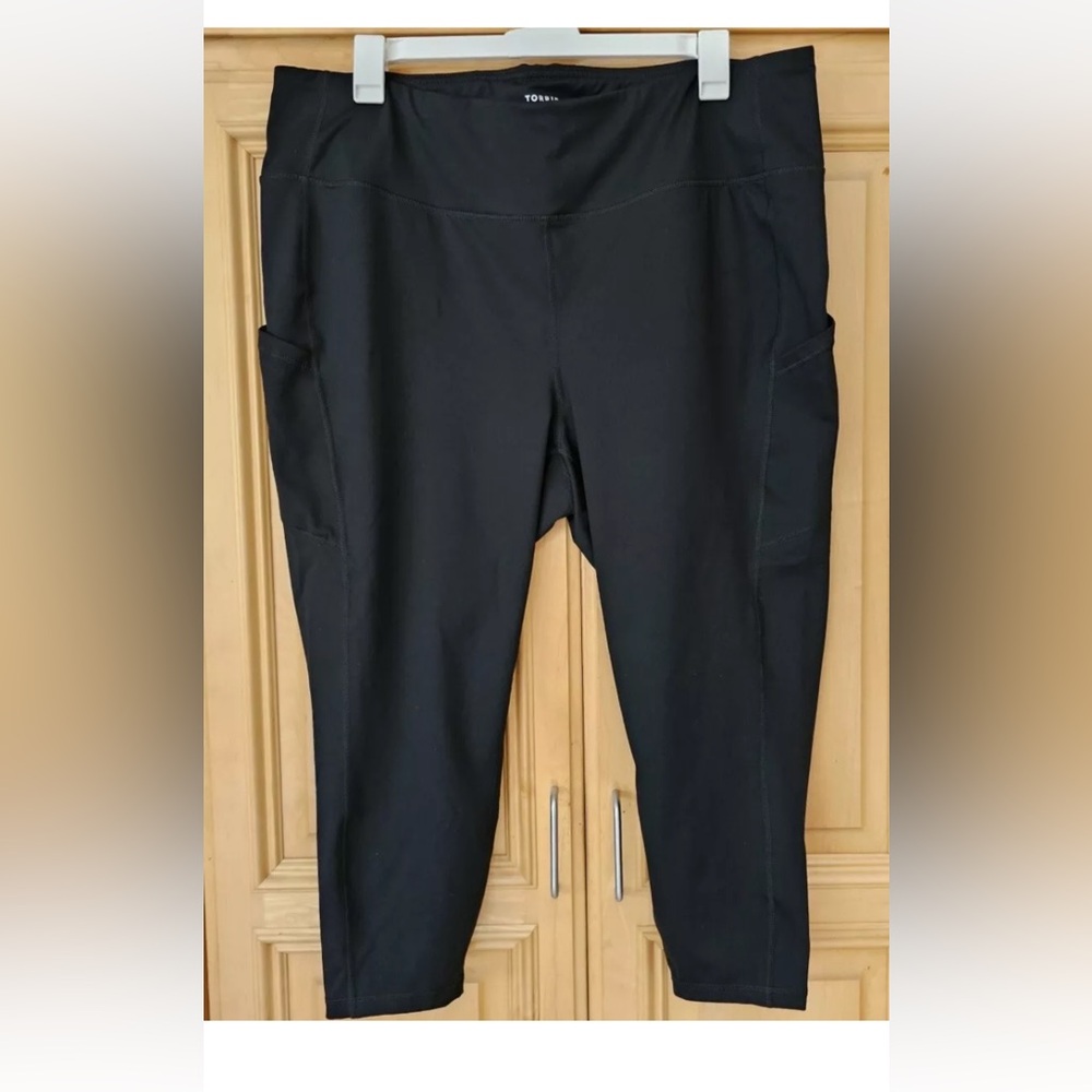 Torrid Sz 4 Gym Workout Pants with pocket